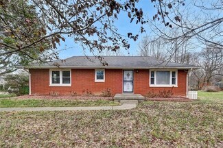 2118 Blackiston Mill Rd, Clarksville, IN 47129