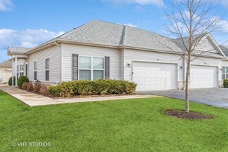 916 Yorktown St, McHenry, IL 60050