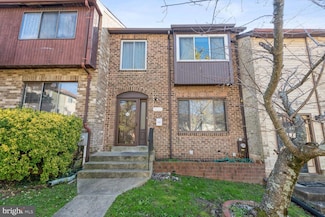 7010 Cipriano Woods Ct, Lanham, MD 20706