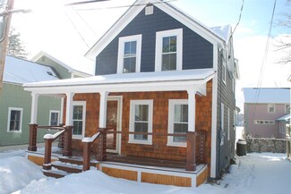 16 Washington St, Newbury, NH 03255