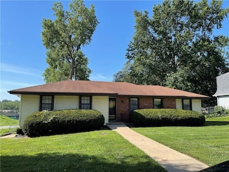 829 NW 69th St, Kansas City, MO 64118