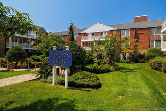 120 Morris Ave Unit A19, Rockville Centre, NY 11570