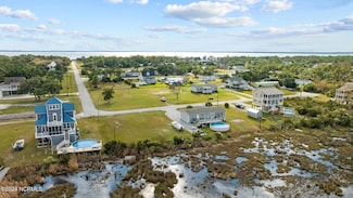 131 East Dr, Harkers Island, NC 28531
