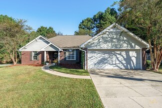 241 Somerset Dr, Hattiesburg, MS 39402