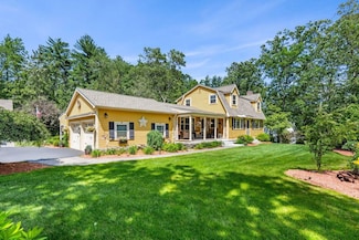 9 Jade Rd, MerriMacK, NH 03054