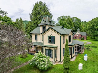 8222 River St, Elizabethtown, NY 12932