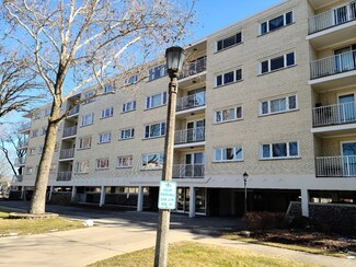 1535 Forest Ave Unit 202, River Forest, IL 60305