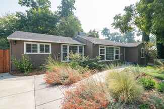 2955 Anita St, Redding, CA 96001