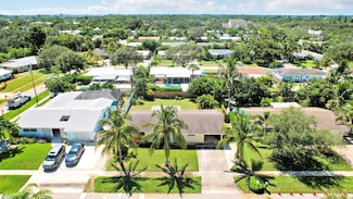 20 Willow Rd, Jupiter, FL 33469