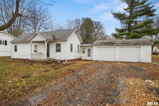 316 N Locust St, Tremont, IL 61568