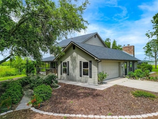 1256 Center St, Dundee, FL 33838