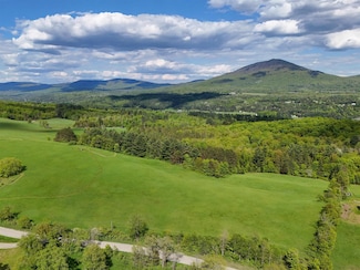1750 Darling Hill Rd, Lyndon, VT 05851
