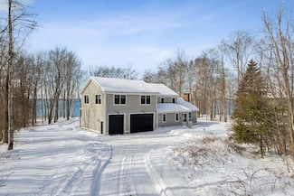 48 Pond Rd, Chebeague Island, ME 04017
