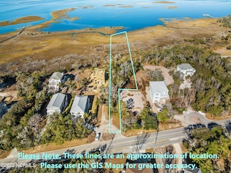 10512 Coast Guard Rd, Emerald Isle, NC 28594