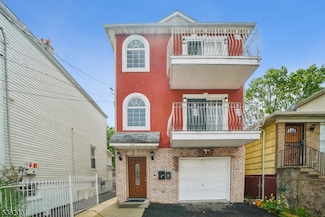 22 Boylan St, Newark, NJ 07106