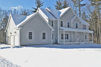 9 Hummingbird Ln, Salem, NH 03079