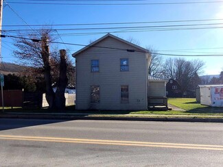 9 Wellsboro St, Tioga, PA 16946