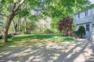 404 Portland Ave, Rollinsford, NH 03869