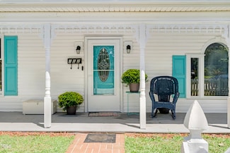 102 W Church St, Benson, NC 27504
