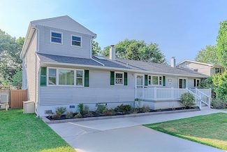 1319 Massachusetts Ave, Cape May, NJ 08204