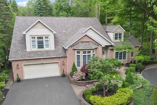10 Steele Rd, Victor, NY 14564