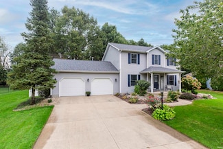 30663 Oakbrook Dr, Granger, IN 46530