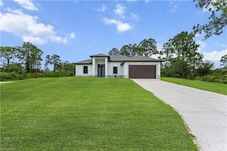 505 Wabasso Ave S, Lehigh Acres, FL 33974