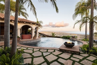 19 Old Ranch Rd, Laguna Niguel, CA 92677