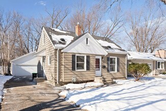 306 Harrison Ave S, Hopkins, MN 55343