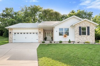 8 Shaderest Ct, Glen Carbon, IL 62034