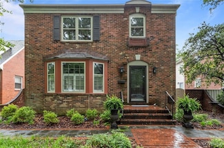 3305 Monument Ave, Richmond, VA 23221