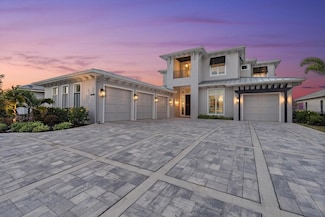 676 Regatta Way, Bradenton, FL 34208