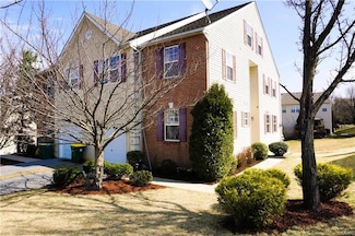 7110 Hunt Dr, Macungie, PA 18062