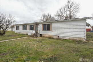 204 E Oak St, Saint John, WA 99171