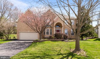 133 Chinaberry Dr, Lafayette Hill, PA 19444