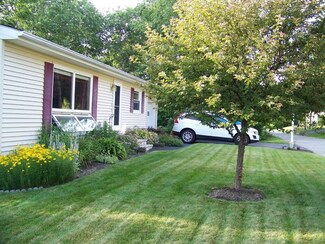 4 Cheney Ave, Randolph, ME 04346