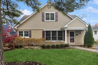 4321 Western Ave, Western Springs, IL 60558