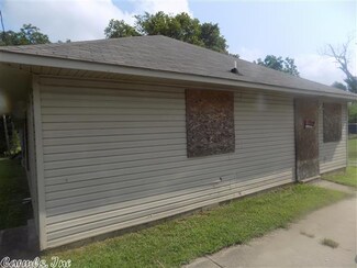 2406 Railroad Ave, North Little Rock, AR 72114