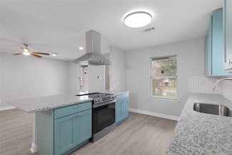 9827 Shive Dr, Houston, TX 77078