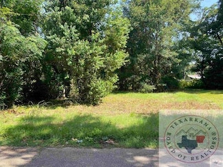 1522 Nolthenius St, Texarkana, TX 75501