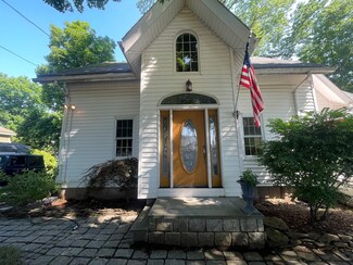 11 Holten St, Danvers, MA 01923