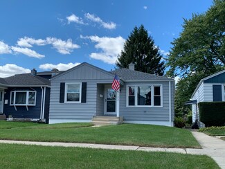 4122 Clinton Ave, Berwyn, IL 60402