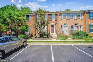 6149 Summer Park Ln, Alexandria, VA 22315