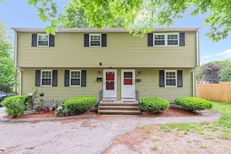 24 Waverley Ln, Framingham, MA 01702