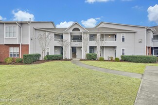 4168 Breezewood Dr Unit 204, Wilmington, NC 28412