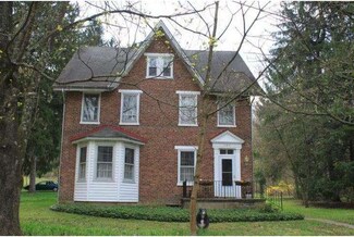 282 Old Furnace Rd, Riegelsville, PA 18077
