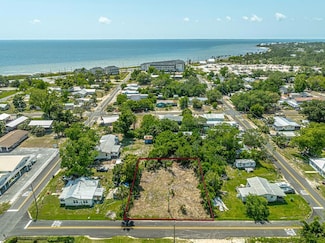 2251 Cobia Ave, Port St. Joe, FL 32456