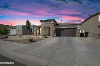 4261 Desert Lily Dr, Las Cruces, NM 88005