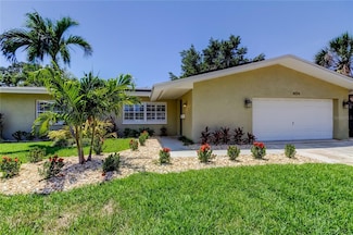 4174 14th Ln NE, Saint Petersburg, FL 33703