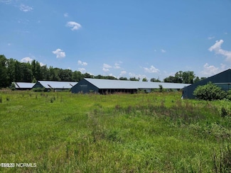 1399 Basstown Rd, Clinton, NC 28328